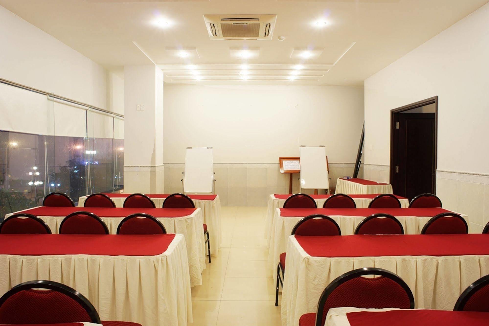 Vian Hotel Da Nang Luaran gambar